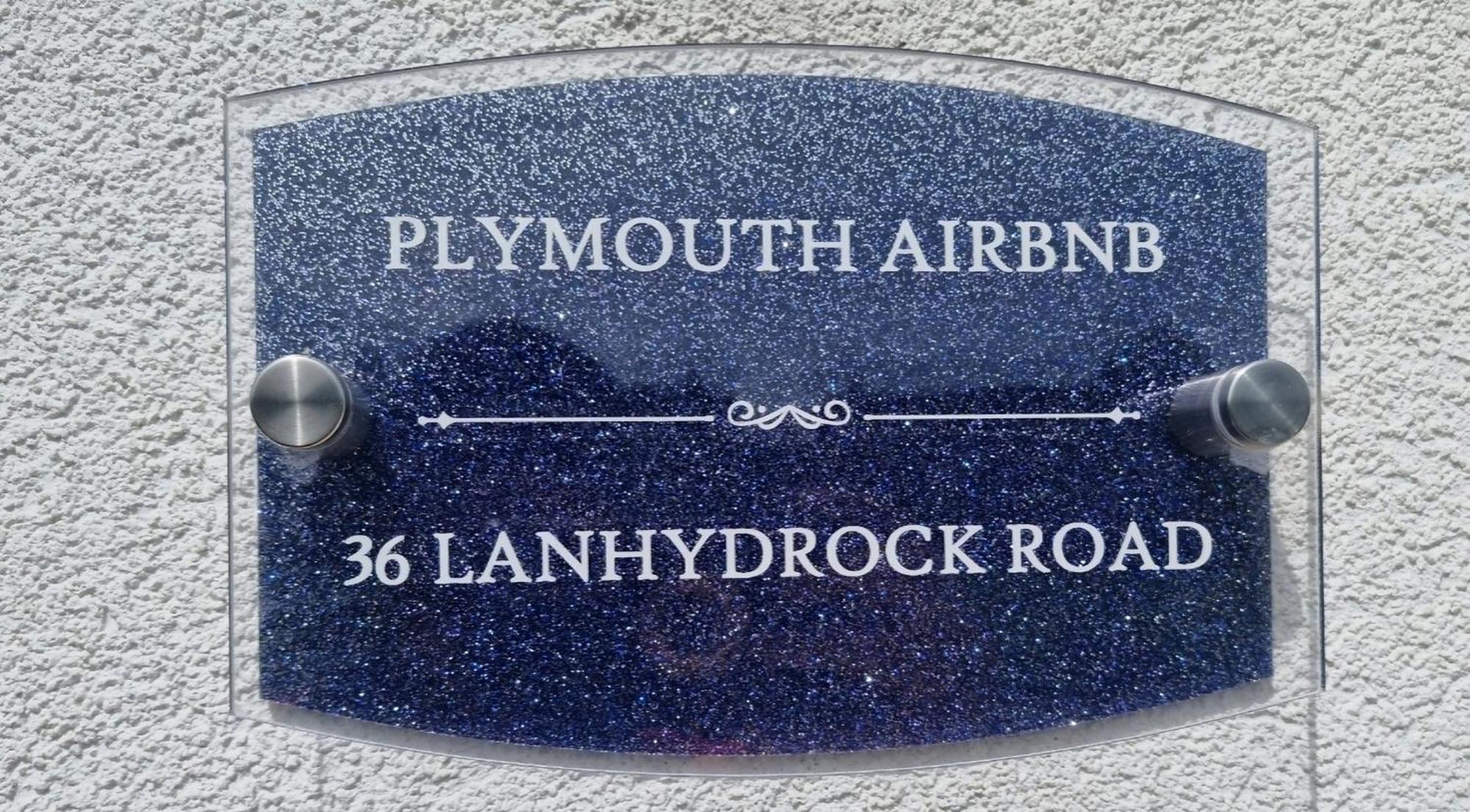 Plymouth Airbnb Bagian luar foto